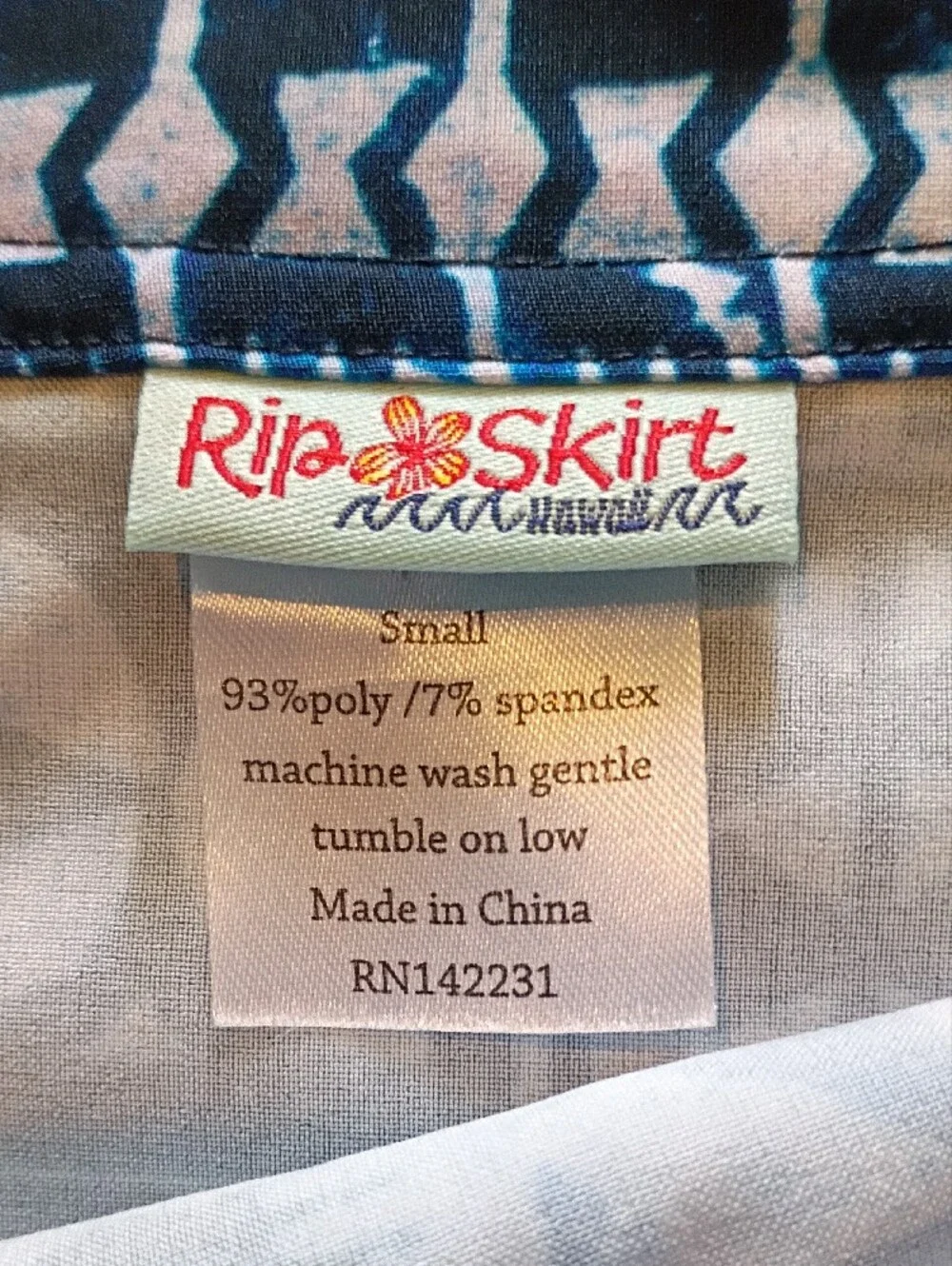 Ripskirt Hawaii tribal print